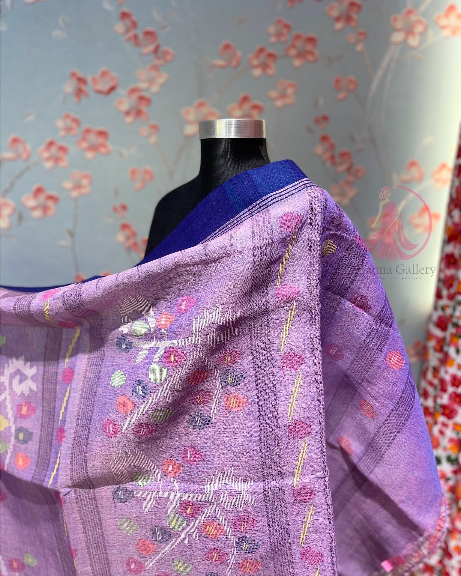 Orchid Dual-tone Purple Monipuri Saree - Image 1